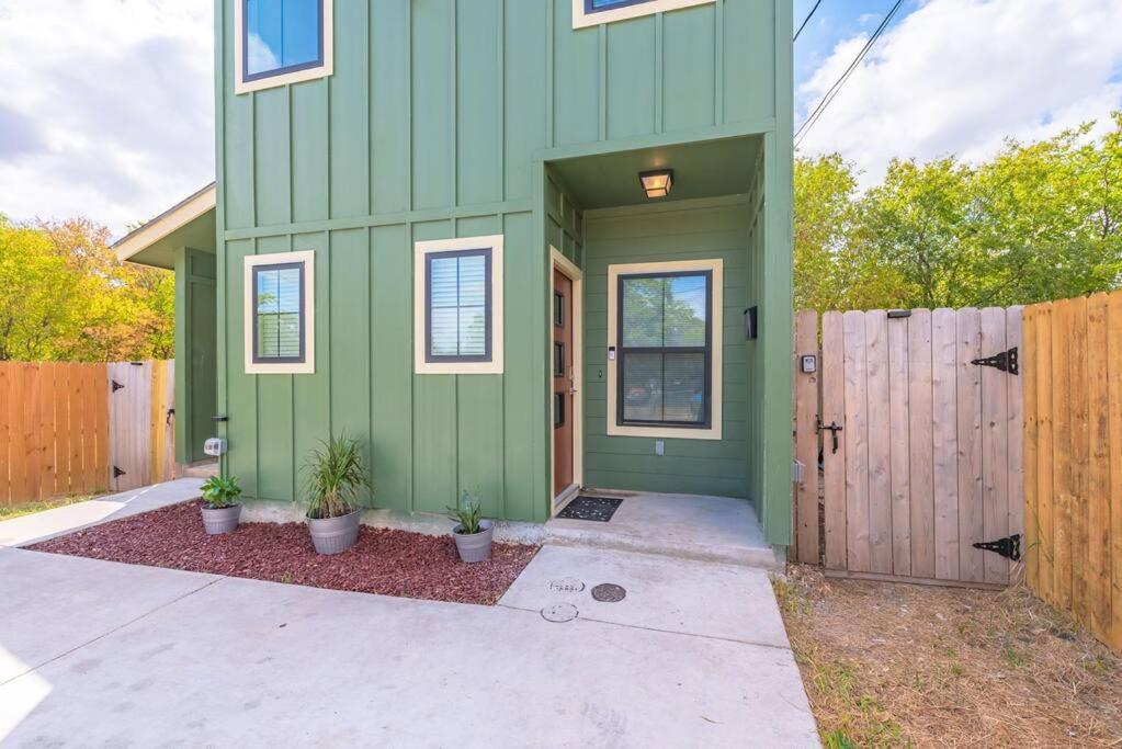 Apartmán Secret Garden San Antonio Exteriér fotografie